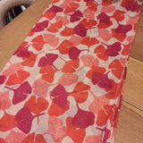 foulard ginko feuilles ginkgo rouge